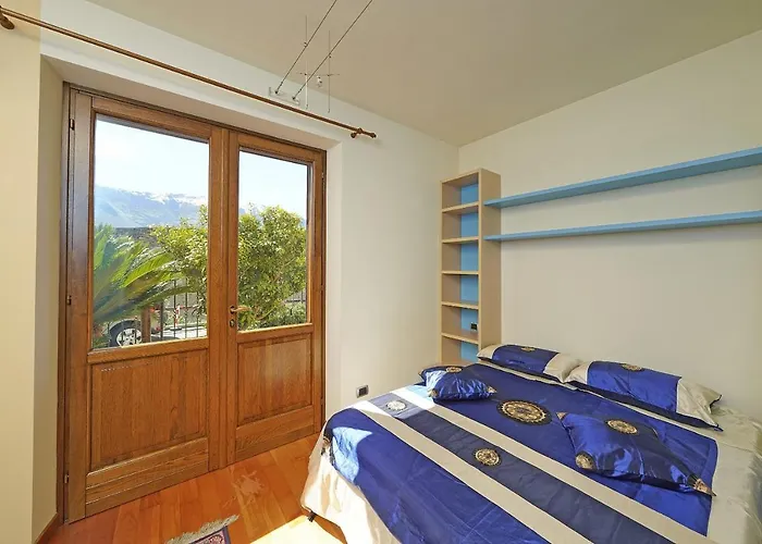 Fior Di Loto Limone sul Garda